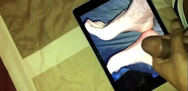  KIK BUDS FEET REQUEST